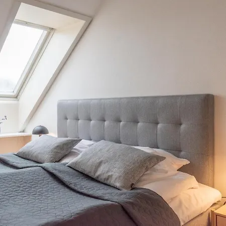 Hyggelig 2-bedroom In The Center Of *