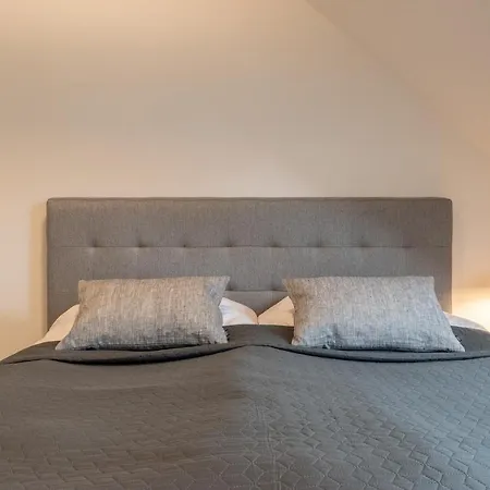 Hyggelig 2-bedroom In The Center Of *